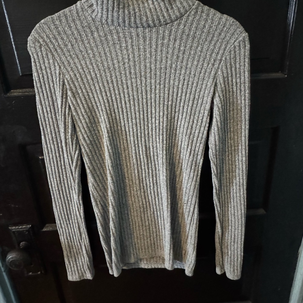 Wilfred Gray Ribbed Mock Neck Sweater